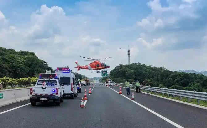 阿克苏地区高速公路汽车救援案例